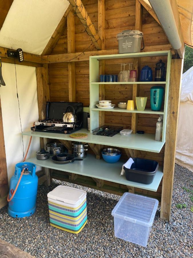 Mill Haven Place Glamping-Yurt 1 Talbenny 외부 사진