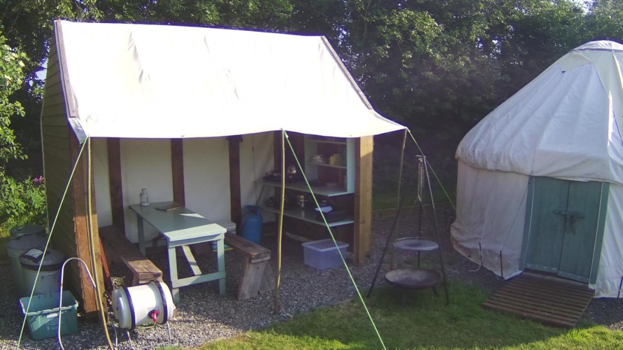 Mill Haven Place Glamping-Yurt 1 Talbenny 외부 사진